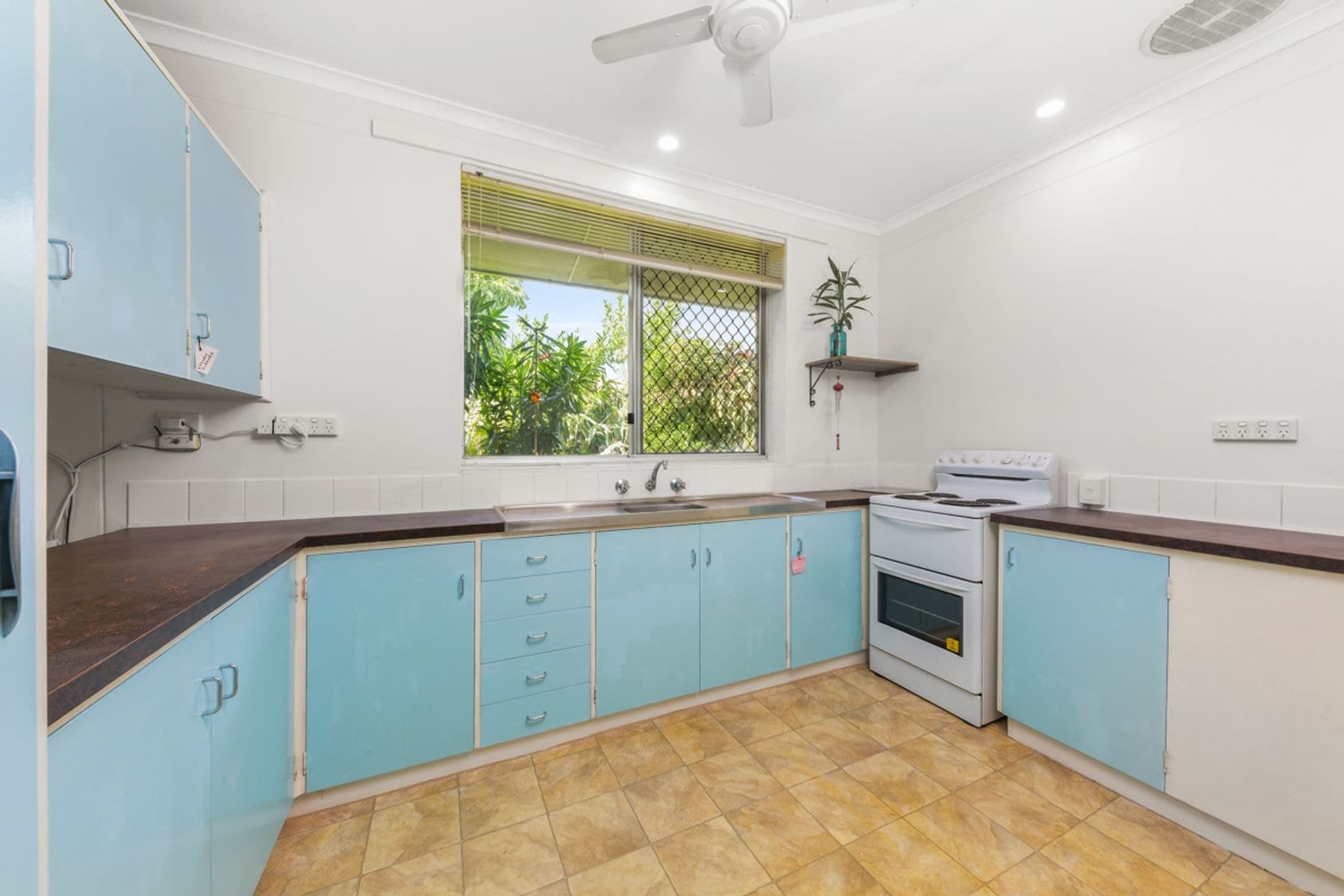 51 Mahogany Crescent, Karama NT 0812, Karama - Thumbnail 3