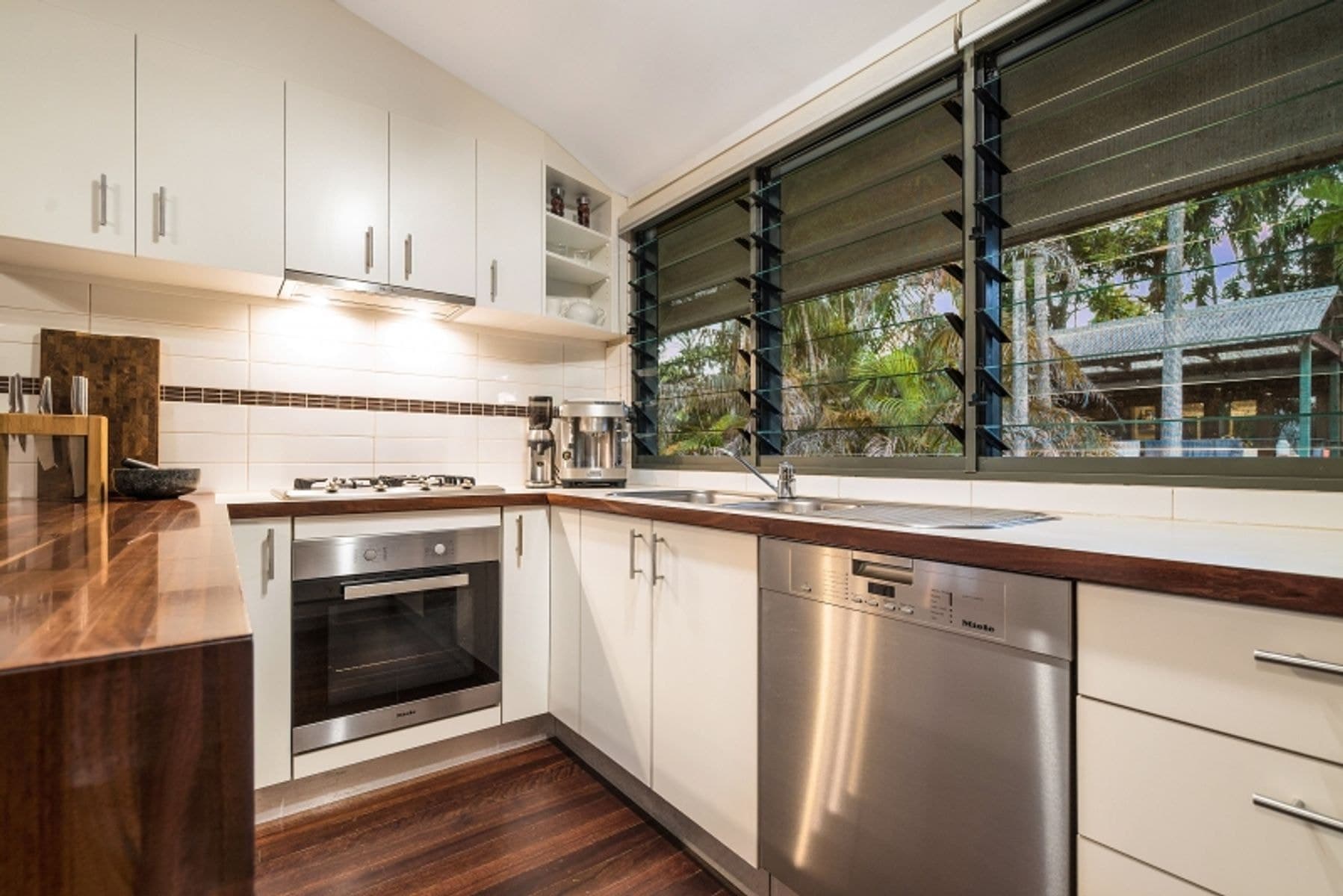 7 Graham Street, Stuart Park NT 0820, Stuart Park - Thumbnail 2