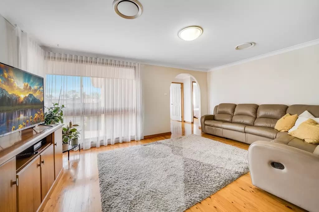 19 Tambaroora Crescent, Marayong - Thumbnail 3