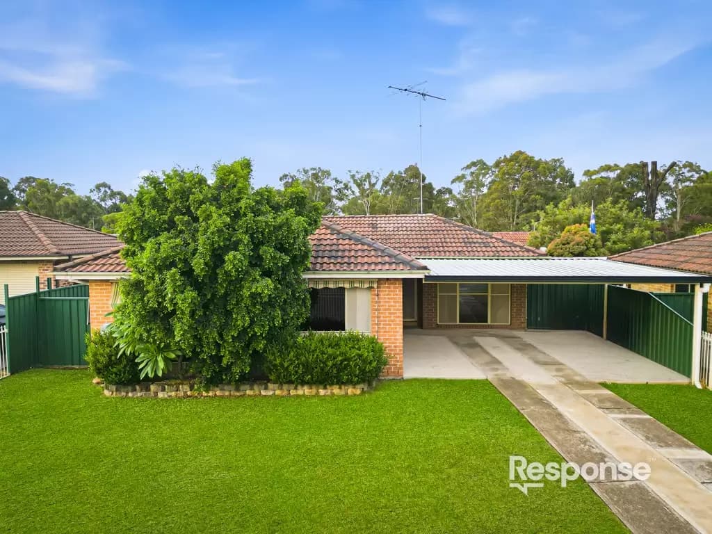5 Pioneer Grove, Werrington Downs - Image 1
