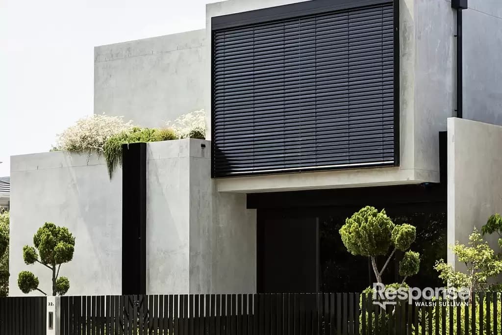 150 Valletta Drive, Gables - Thumbnail 4
