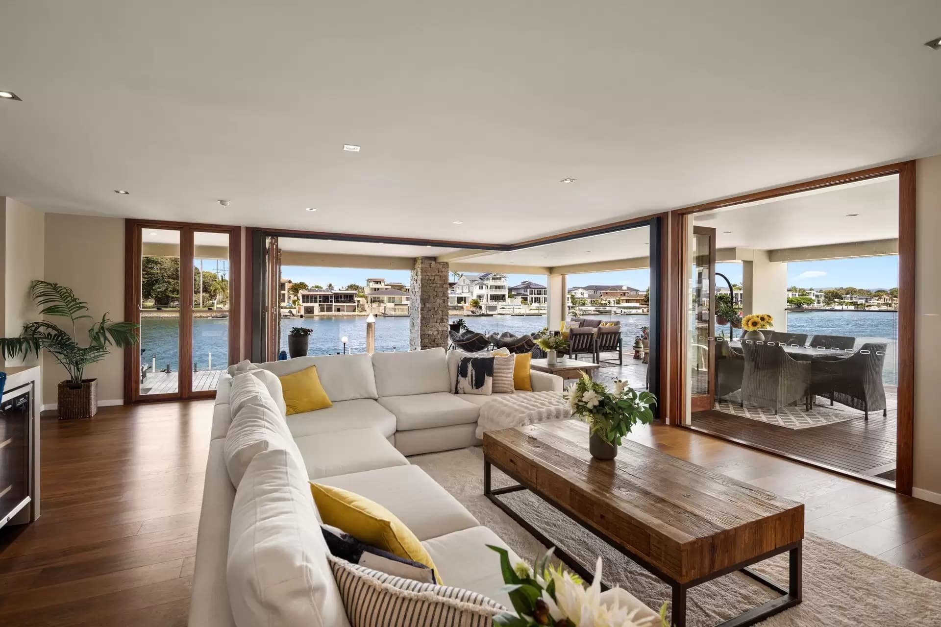 23 Etna Street, Surfers Paradise - Thumbnail 3
