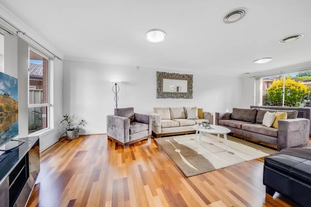 31 Bilyana Place, Rouse Hill - Thumbnail 2