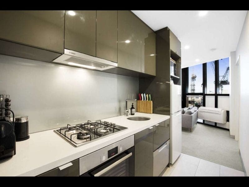 703/33 Clarke Street, Southbank - Thumbnail 2
