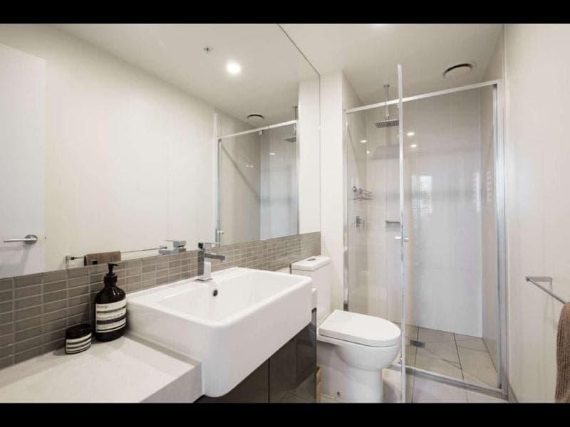 703/33 Clarke Street, Southbank - Thumbnail 6