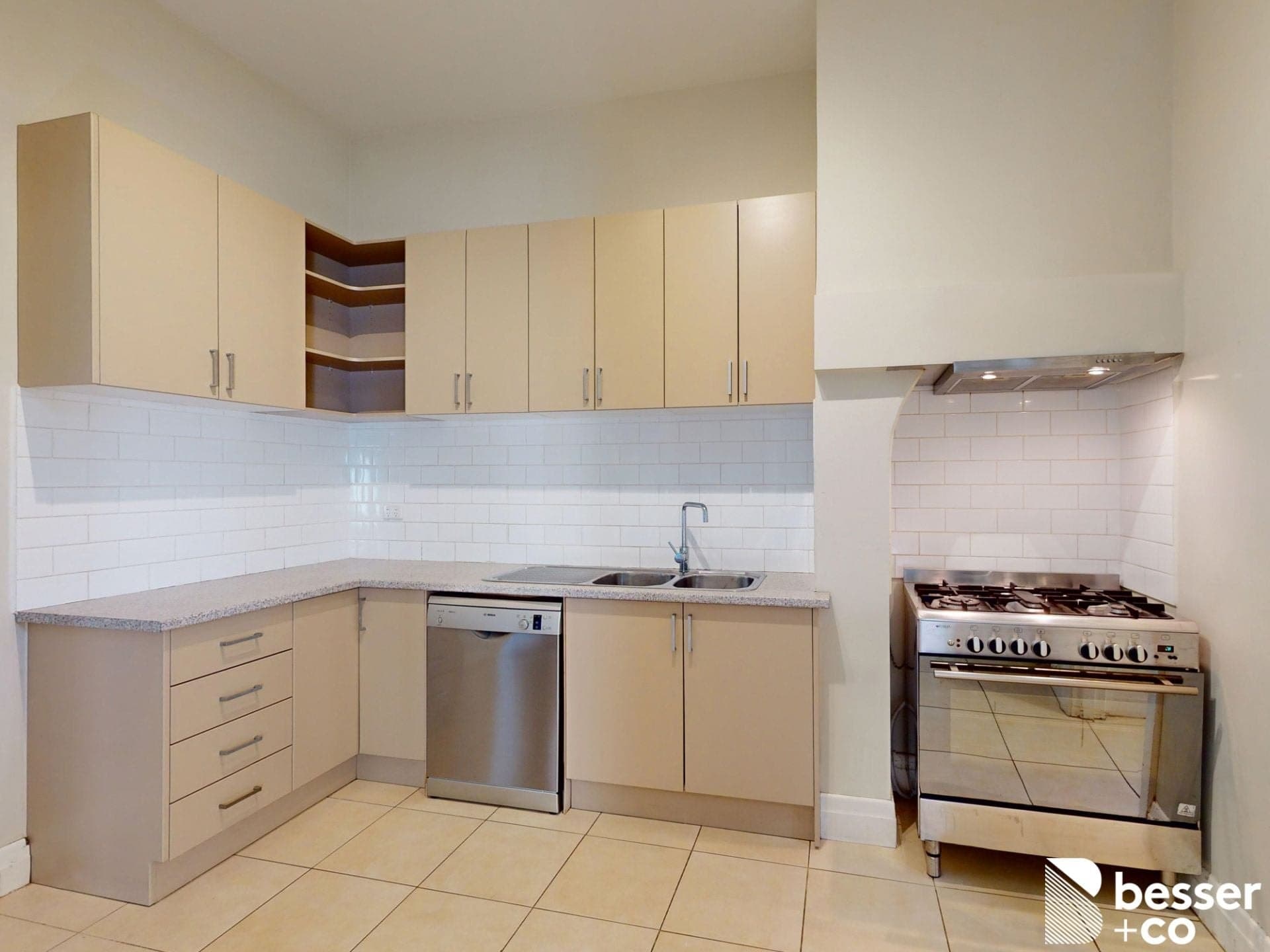 29 Norwood Road, Caulfield North - Thumbnail 7