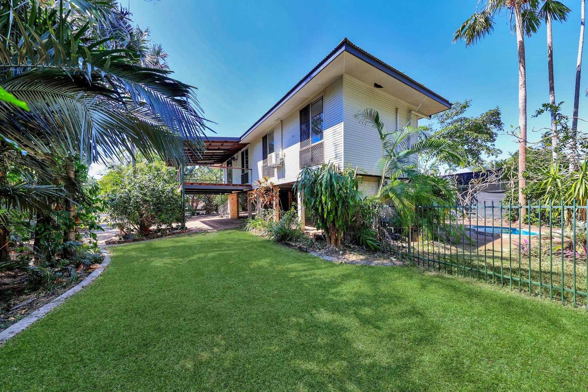 18 Wescombe Court, MALAK, NT, Malak - Image 1