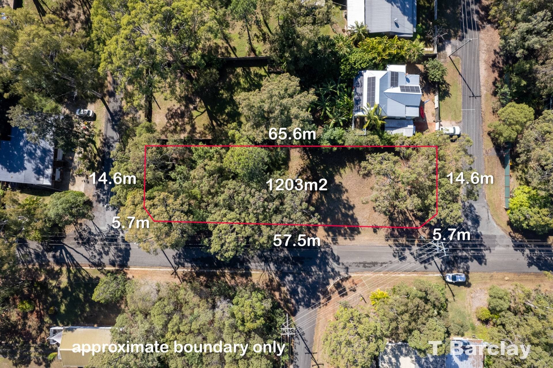 1 Lenard St, Lamb Island, Lamb Island - Image 1