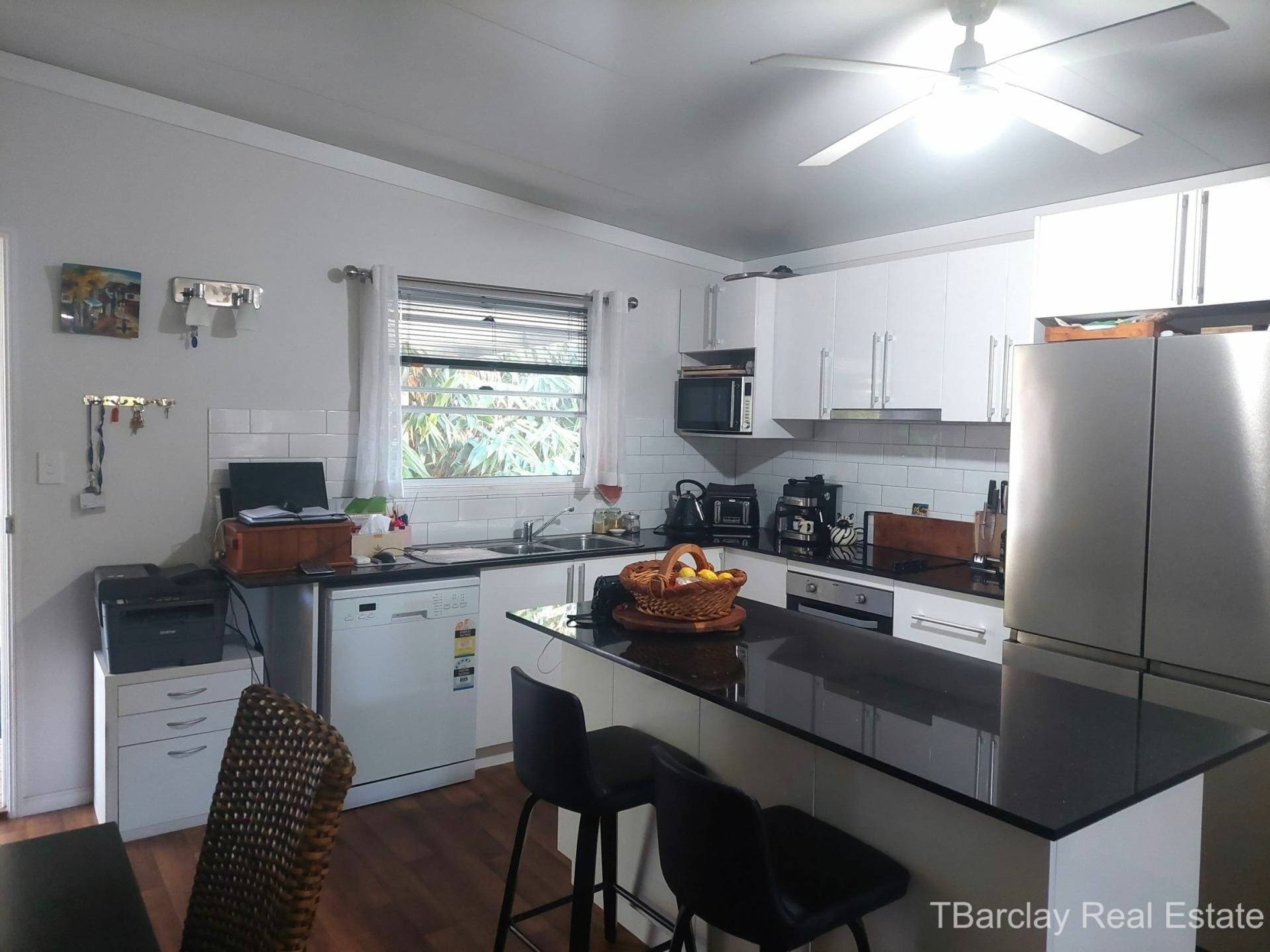60 Eastbourne Tce, Macleay Island, Macleay Island - Thumbnail 4