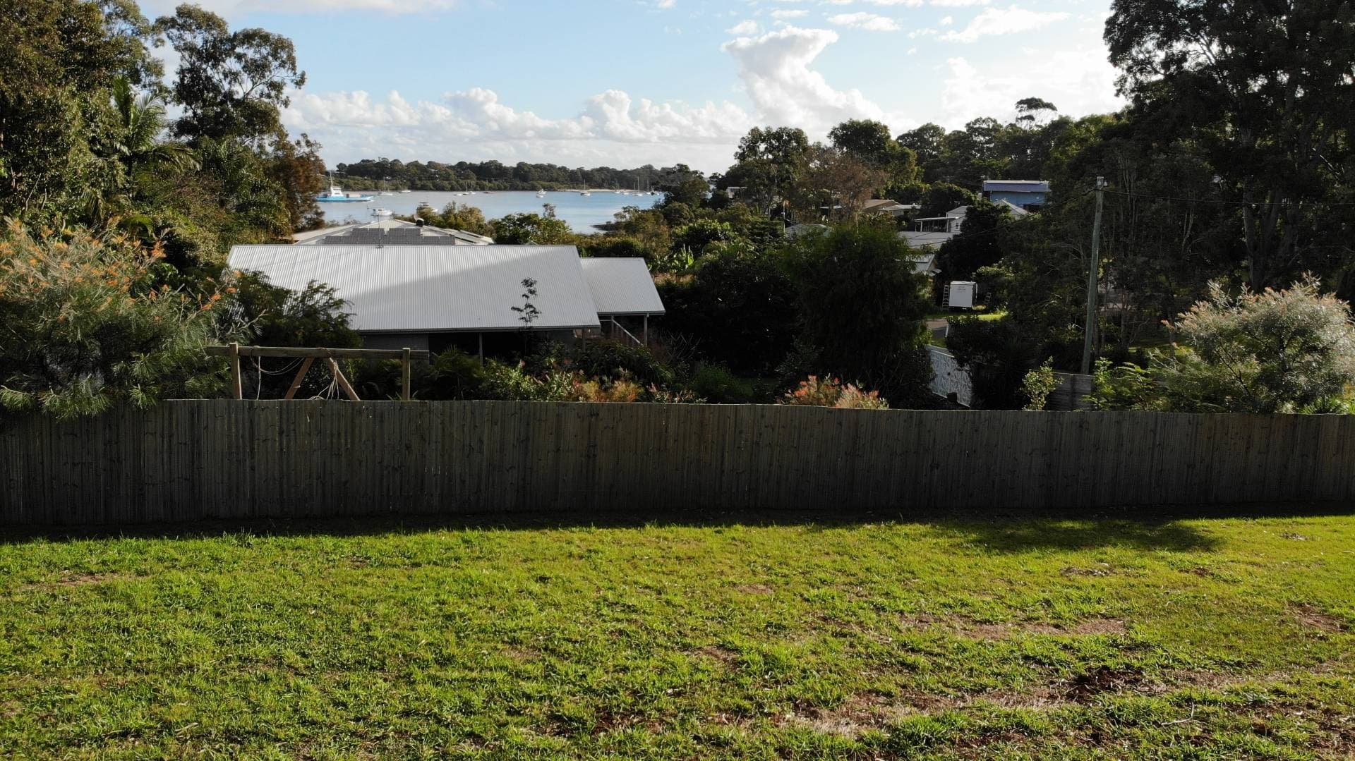 30 Melaleuca Dr, Lamb Island, Lamb Island - Thumbnail 2