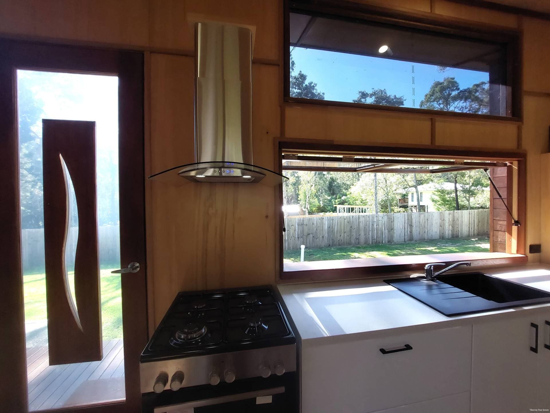 8 Dinjerra St, Macleay Island, Macleay Island - Thumbnail 3