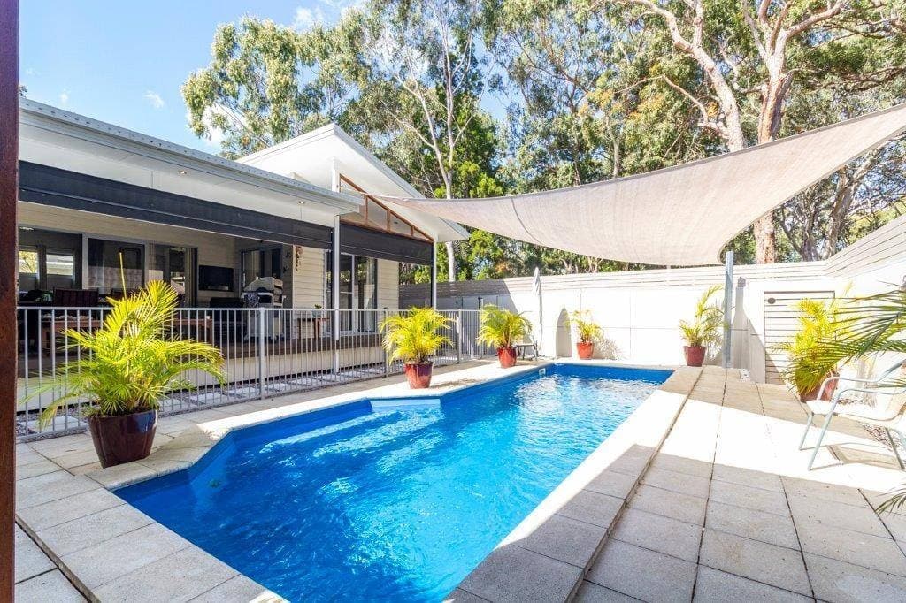 4 Dalpura St, Macleay Island, Macleay Island - Image 1