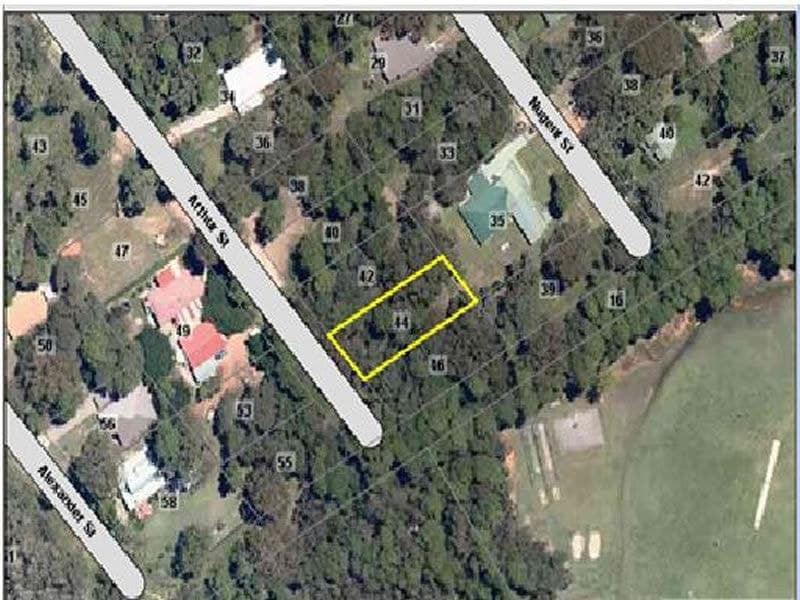 44 Arthur Street, Macleay Island, Macleay Island - Thumbnail 2