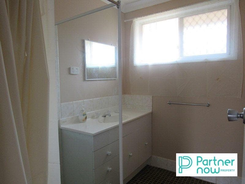 2/1 Fisher Road, Tamworth - Thumbnail 2