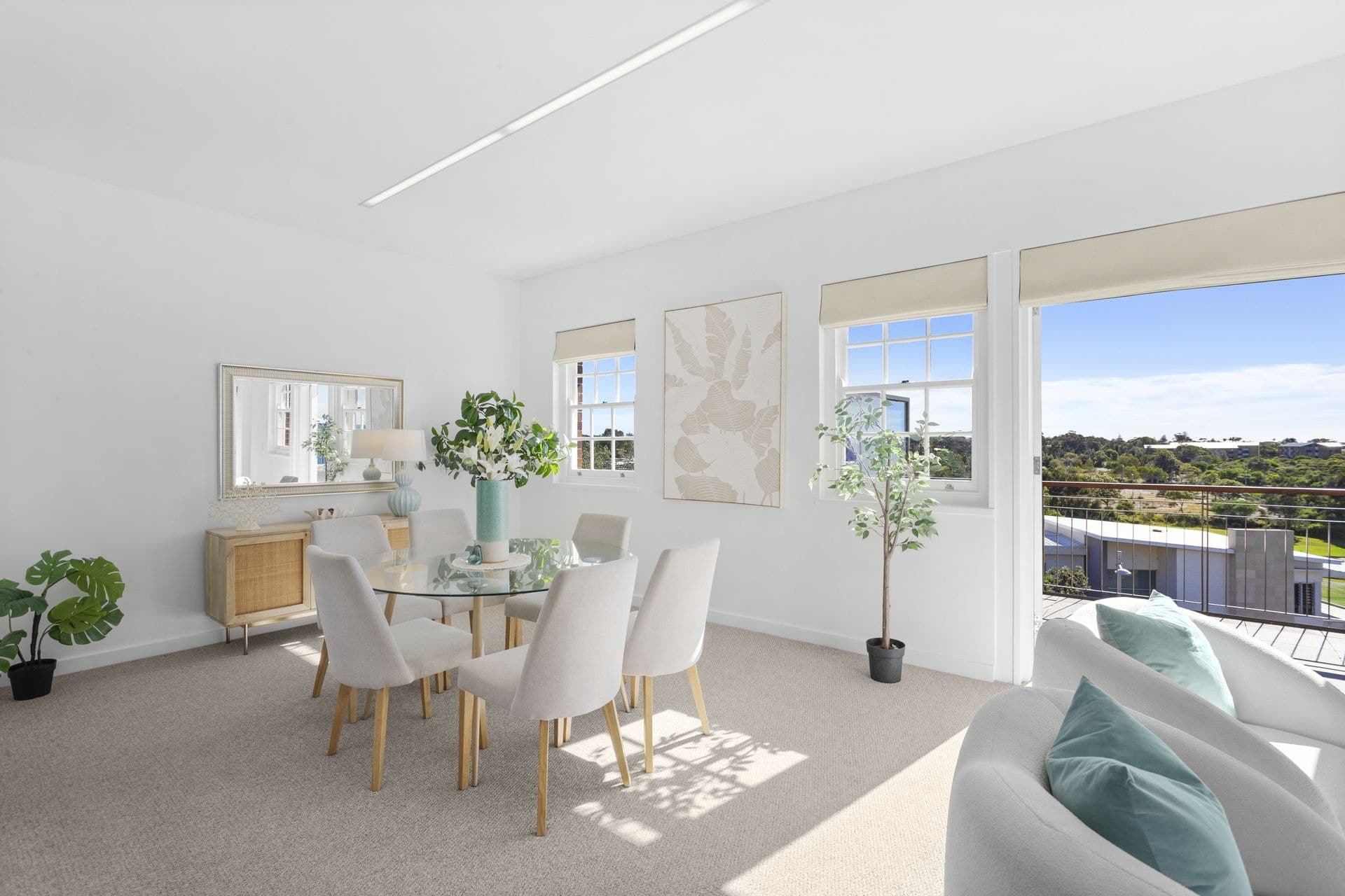 303/1 Pavilion Drive, Little Bay - Thumbnail 3