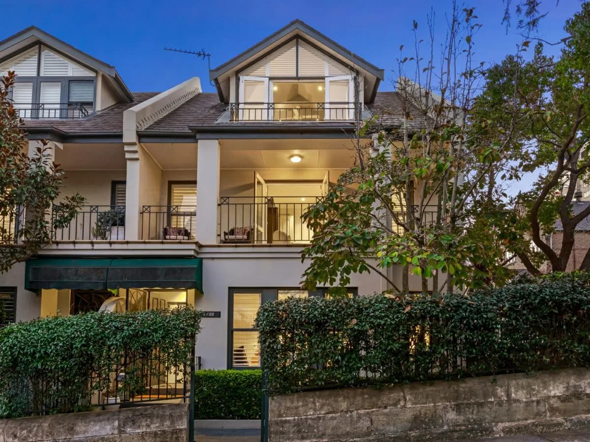 1/22 Mackenzie Street, LAVENDER BAY, Lavender Bay - Image 1