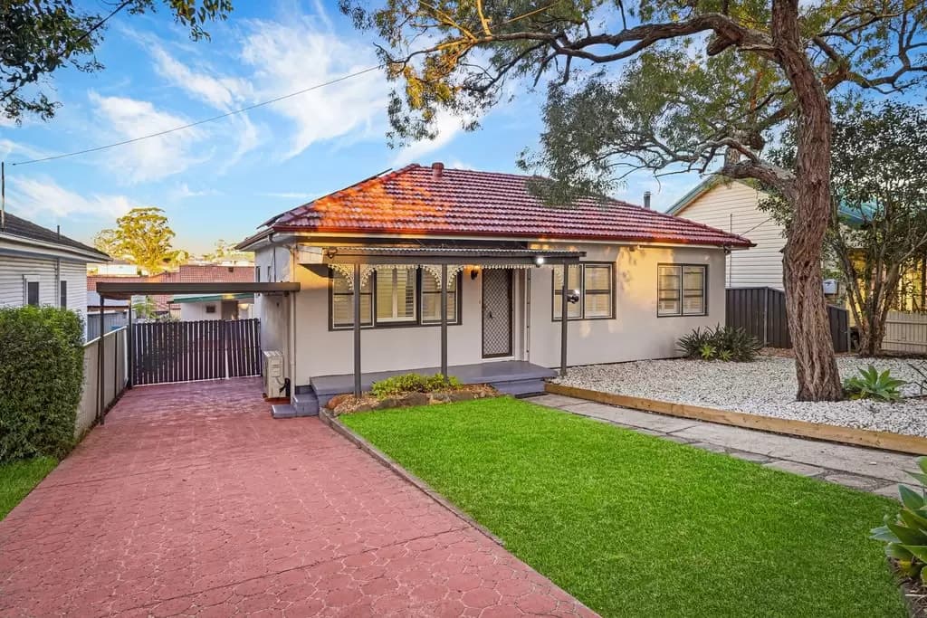 5 Dina Beth Avenue, Blacktown, Blacktown - Image 1