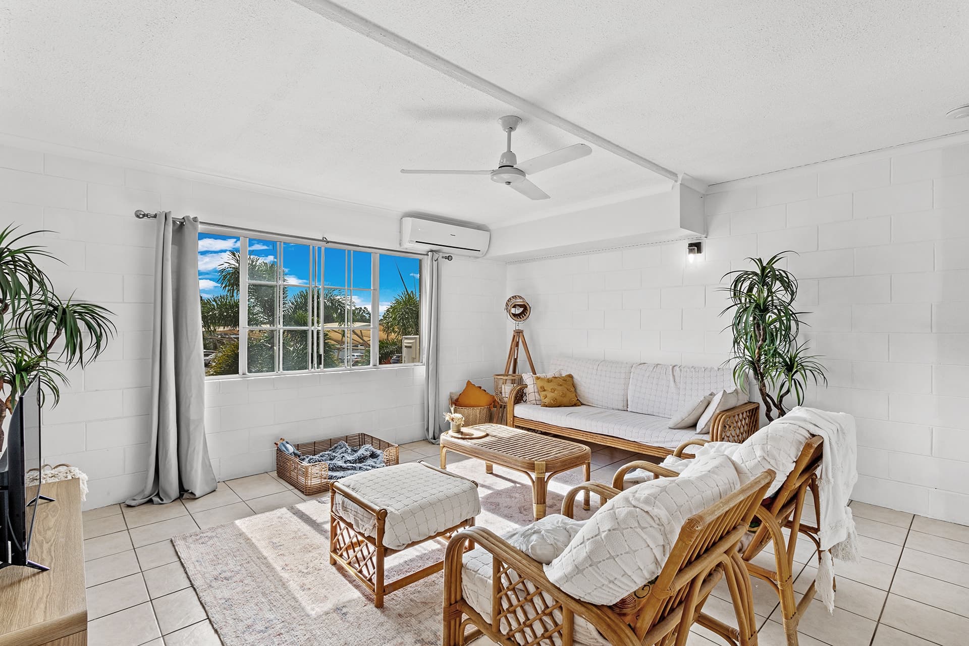 74/3 Eshelby Drive, Cannonvale - Thumbnail 2