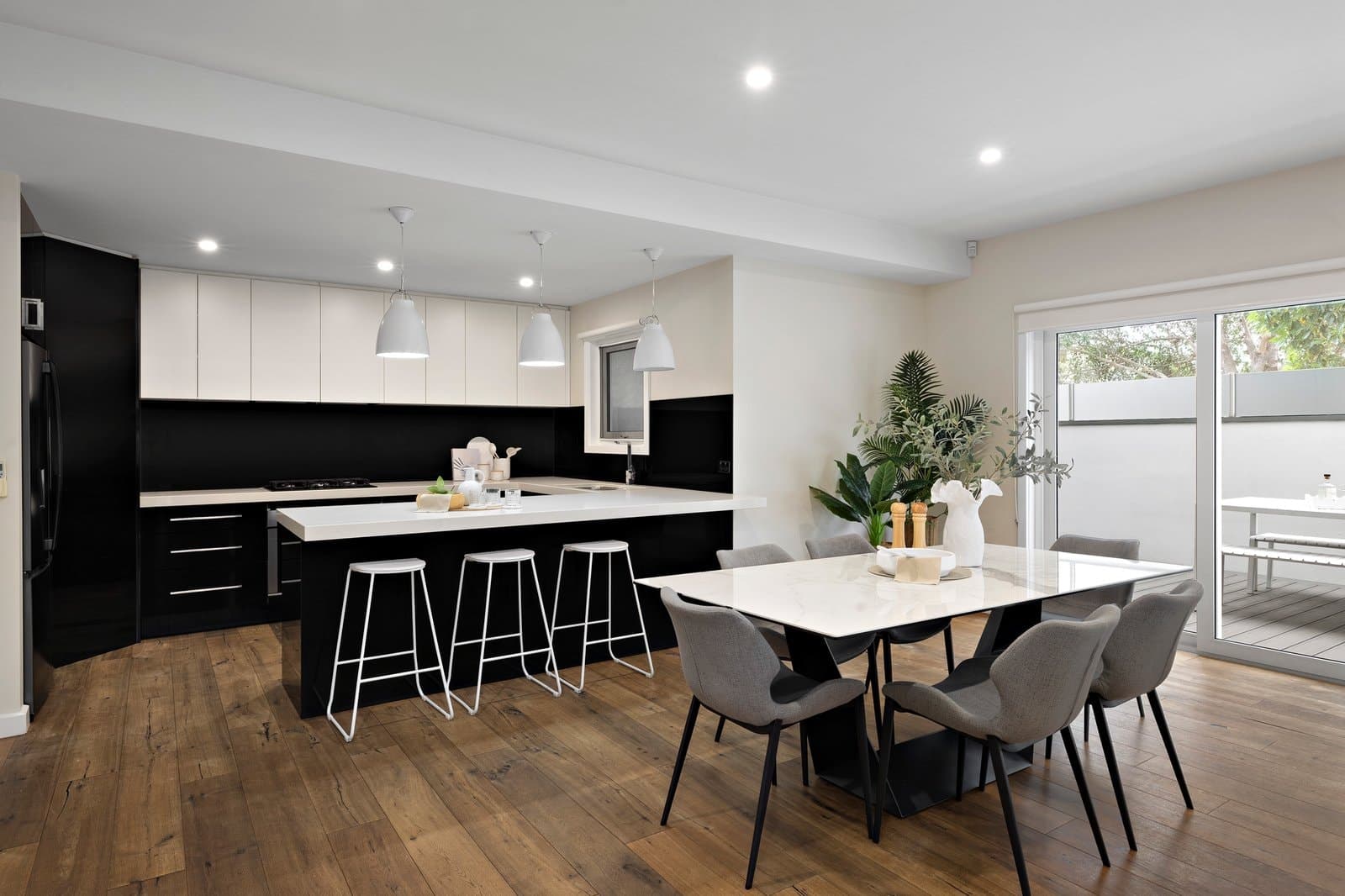 32 Venice Street, Mornington - Thumbnail 3