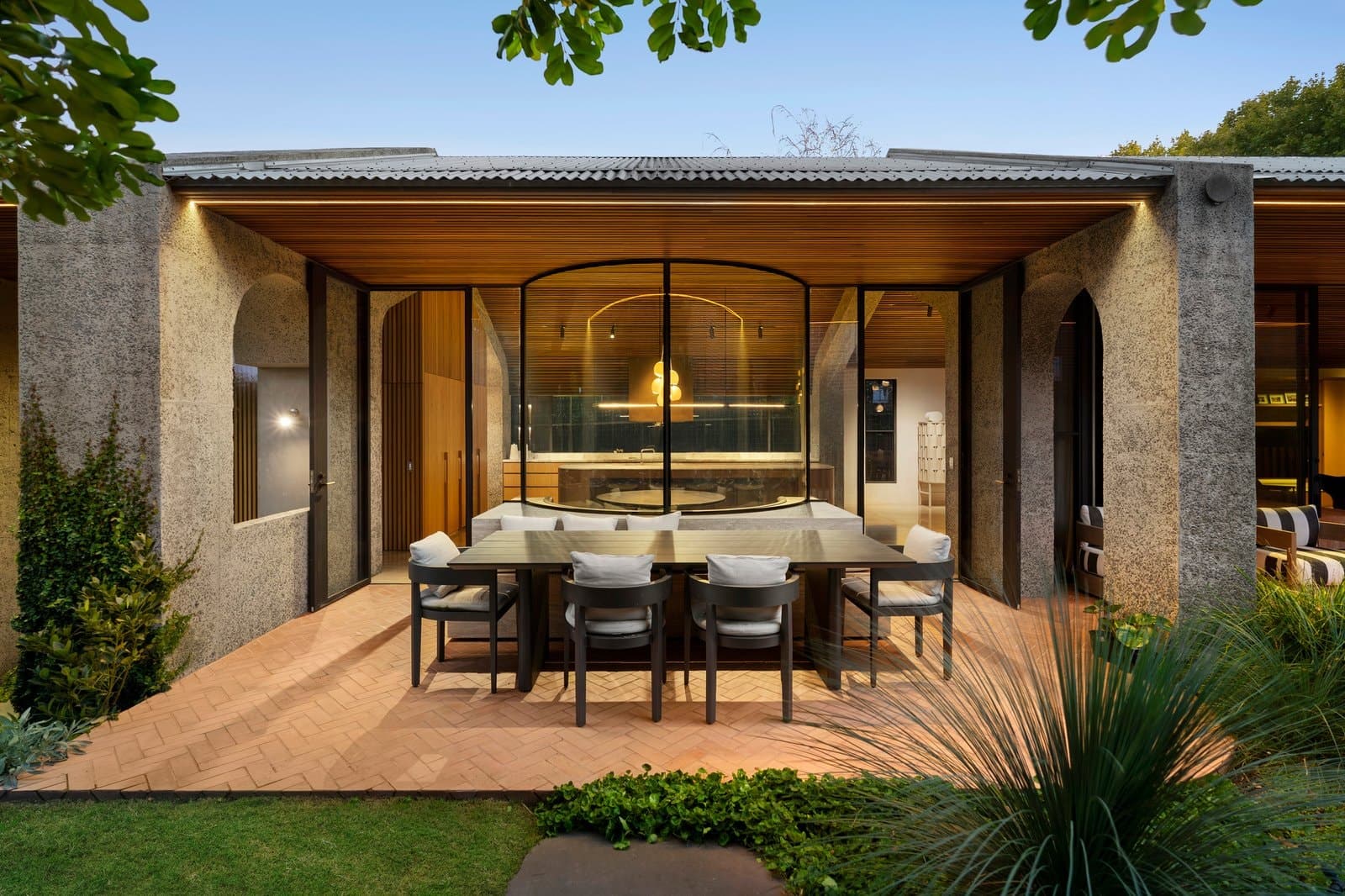 8 Erica Avenue, Glen Iris - Thumbnail 4