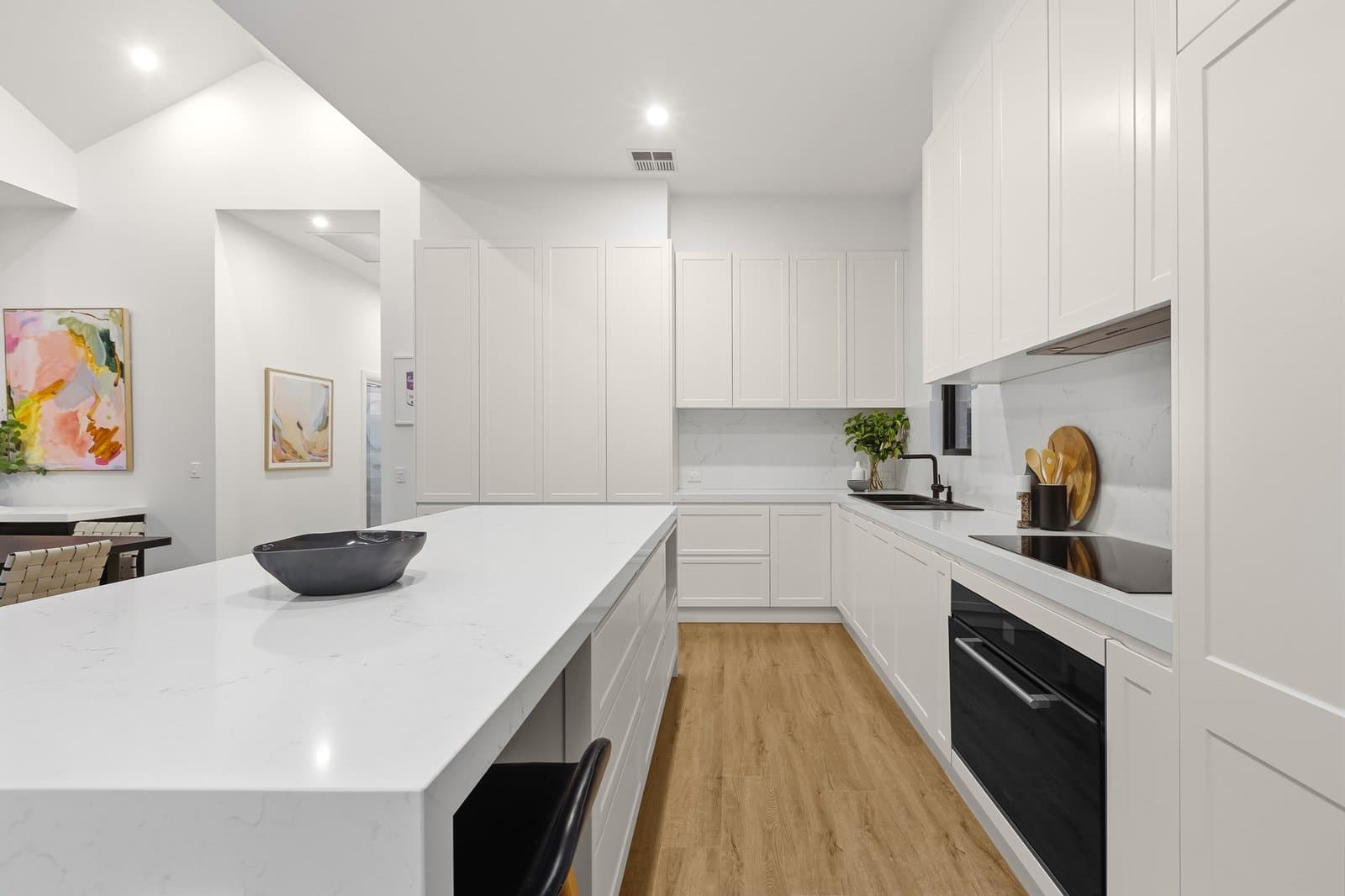 8 Irymple Avenue, Glen Iris - Thumbnail 7