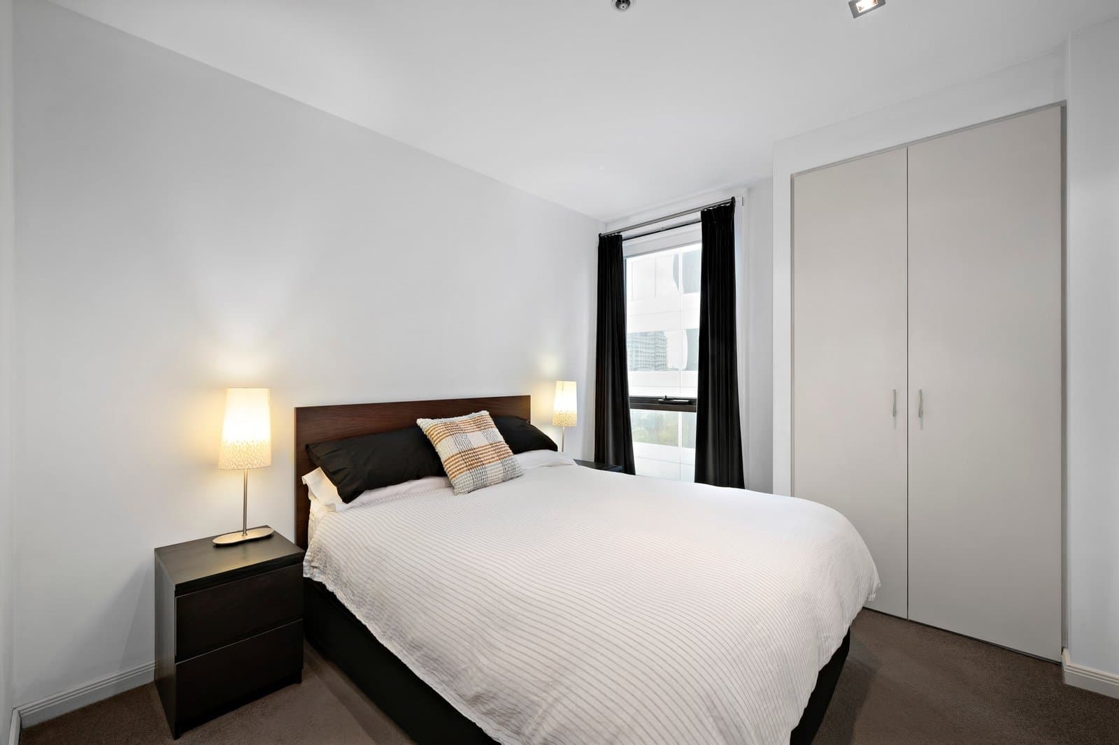803/480 St Kilda Road, Melbourne - Thumbnail 5