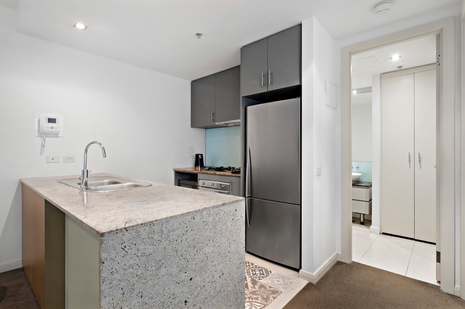 803/480 St Kilda Road, Melbourne - Thumbnail 6