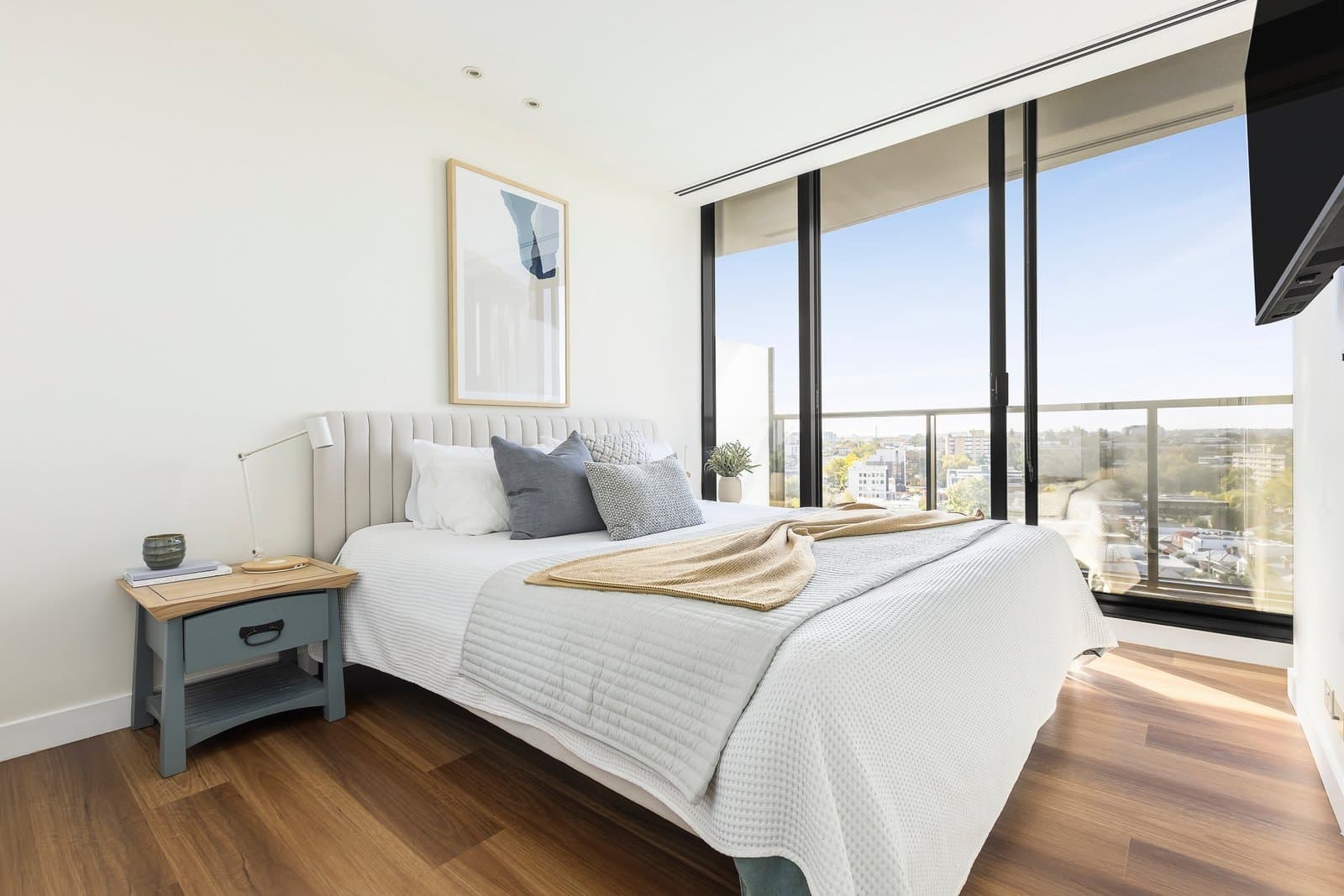 810/1 Clara Street, South Yarra - Thumbnail 8