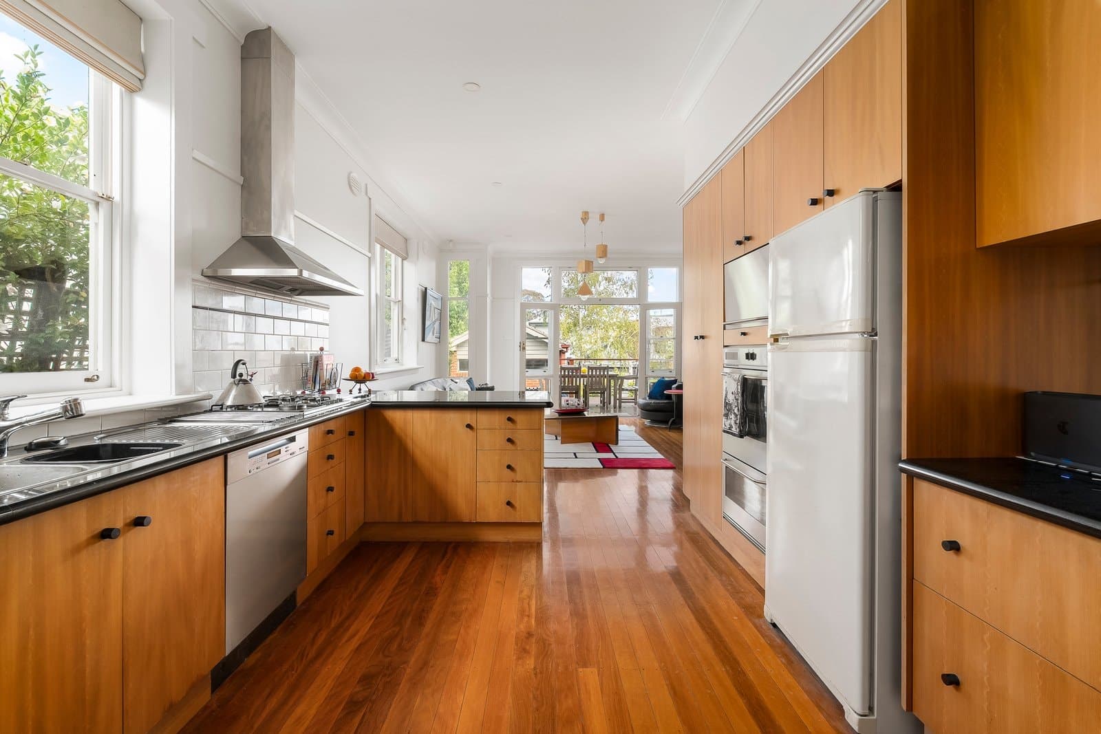 750 Burwood Road, Hawthorn East - Thumbnail 3