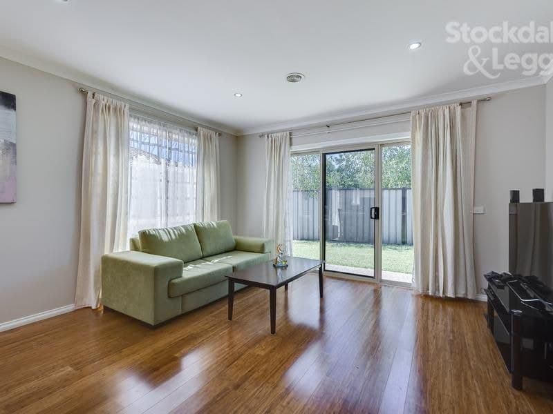 10 Howatt Place SOUTH MORANG, South Morang - Thumbnail 4
