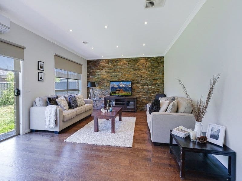 42 Panton Gap Drive SOUTH MORANG, South Morang - Thumbnail 4