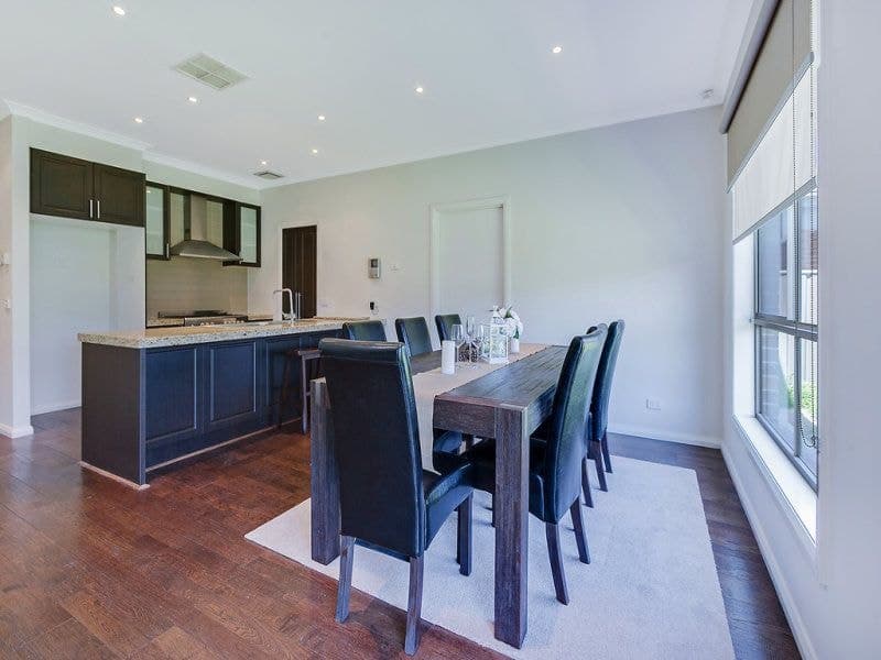 42 Panton Gap Drive SOUTH MORANG, South Morang - Thumbnail 5