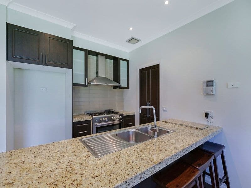 42 Panton Gap Drive SOUTH MORANG, South Morang - Thumbnail 6