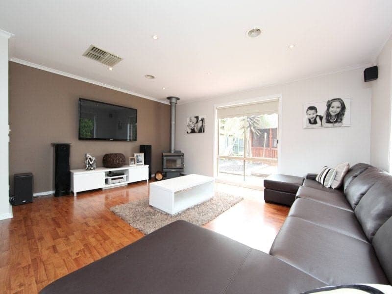 22 Jardier Terrace SOUTH MORANG, South Morang - Thumbnail 8