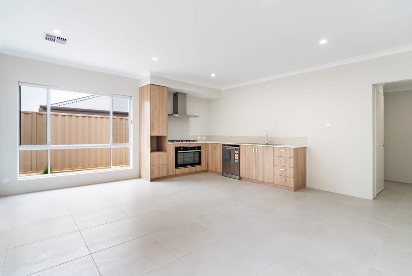 2B Tresco Close, BALDIVIS WA 6171, Baldivis - Thumbnail 3