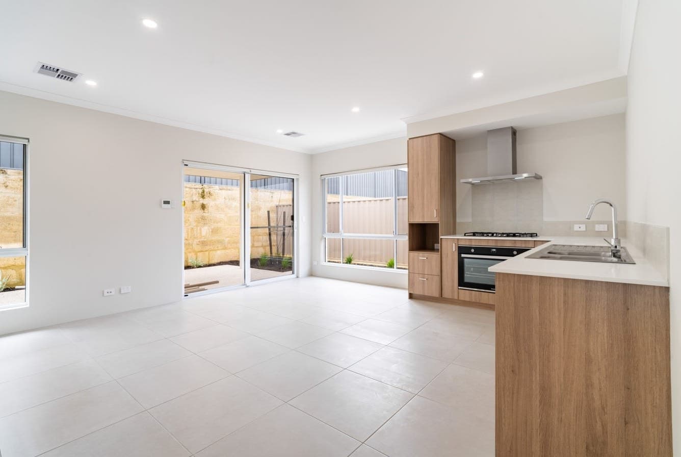 2B Tresco Close, BALDIVIS WA 6171, Baldivis - Thumbnail 4
