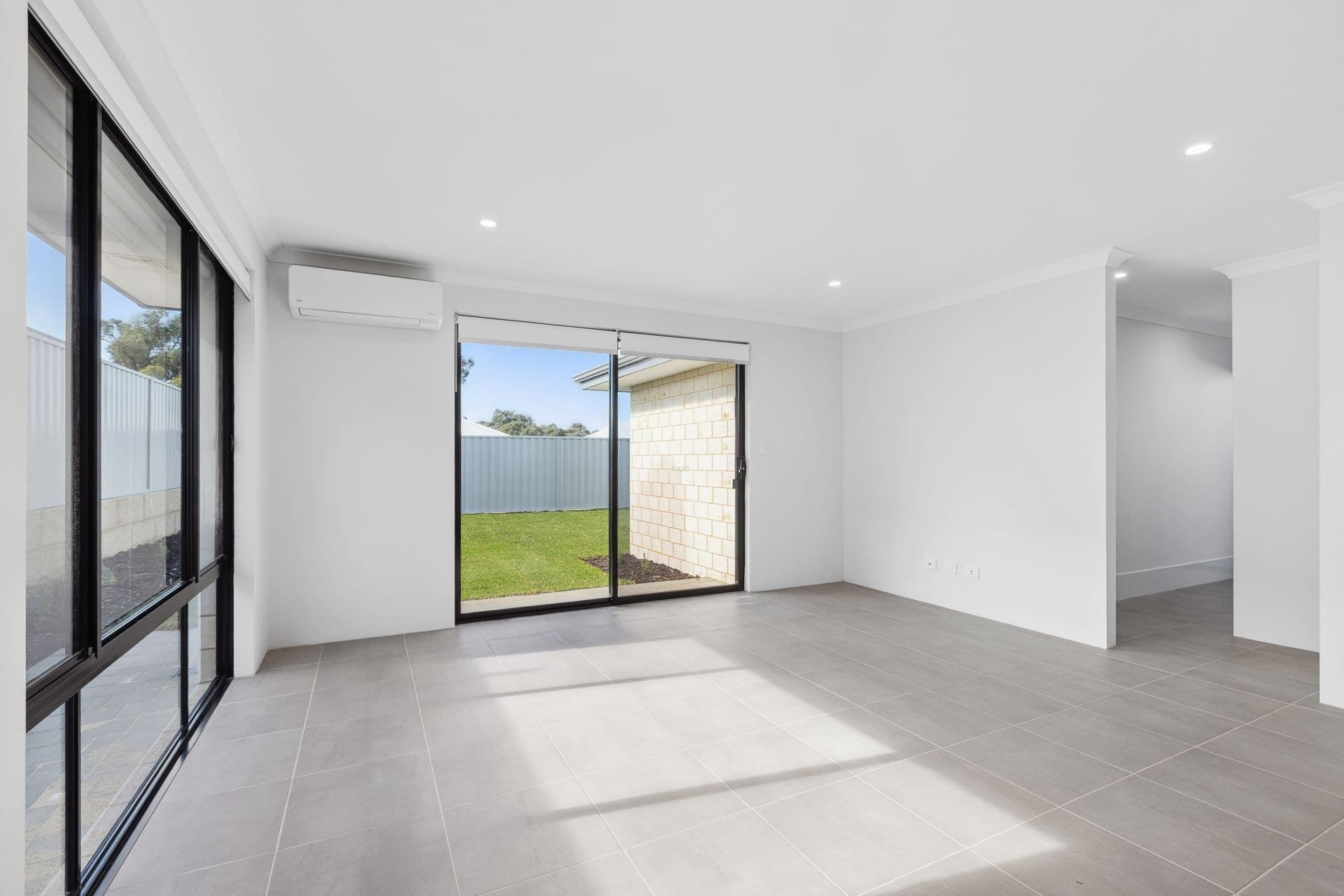 11 Enchanted Circuit, BALDIVIS WA 6171, Baldivis - Image 1