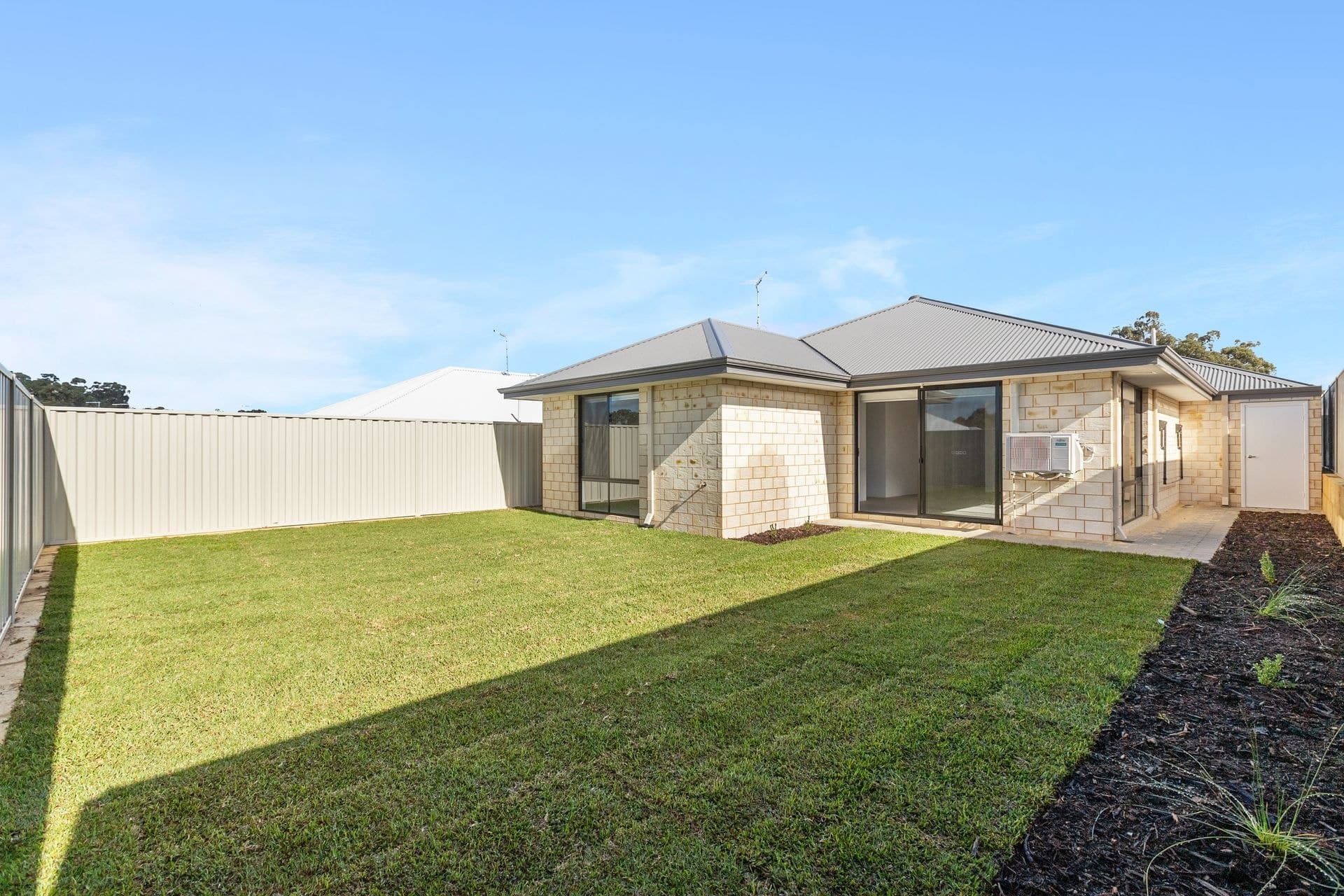 11 Enchanted Circuit, BALDIVIS WA 6171, Baldivis - Thumbnail 2