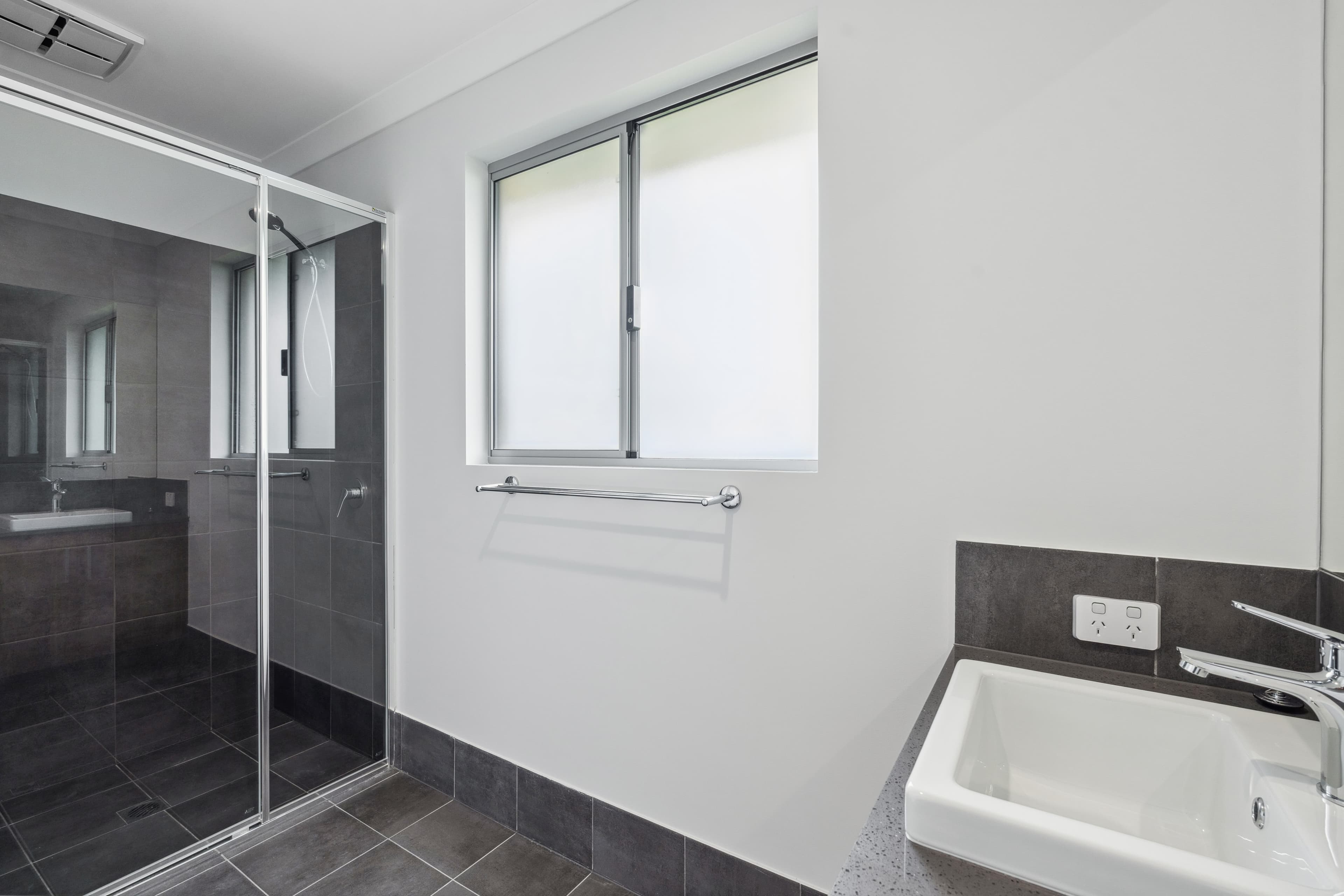 12 Gambier Grove, EGLINTON WA 6034, Eglinton - Thumbnail 8