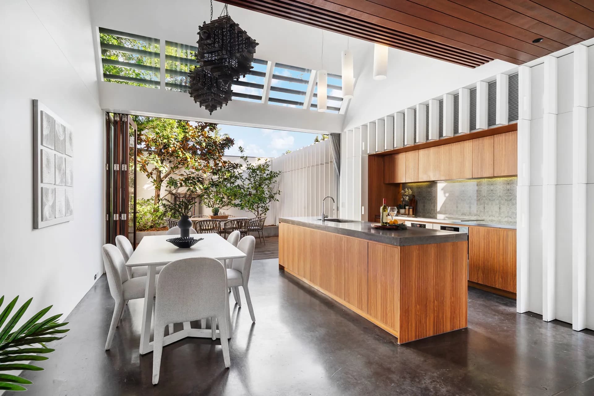 55 Roseberry Street, Balmain, NSW, Balmain - Thumbnail 2