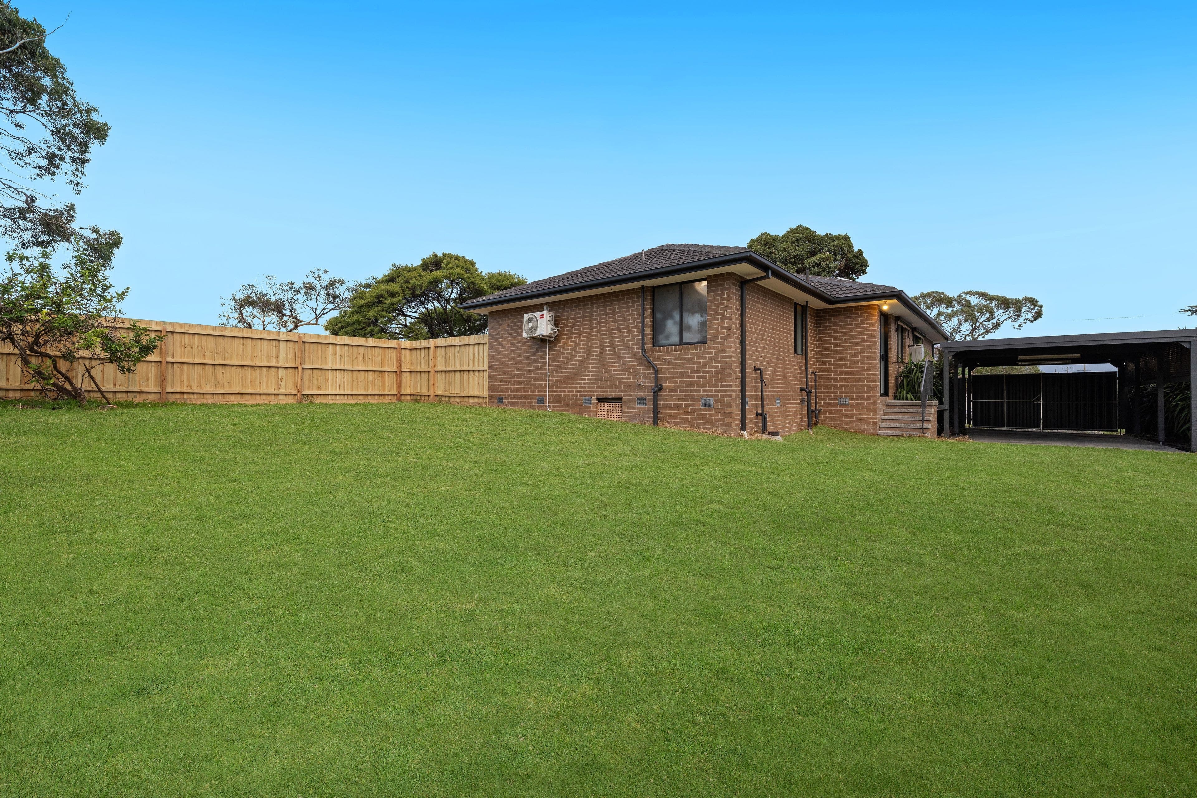 4 Bunurong Place, Cranbourne VIC 3977, Cranbourne - Thumbnail 4