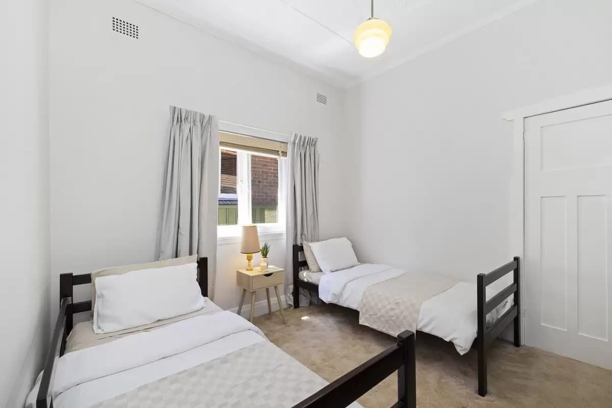 15 Austin Avenue, Croydon - Thumbnail 4