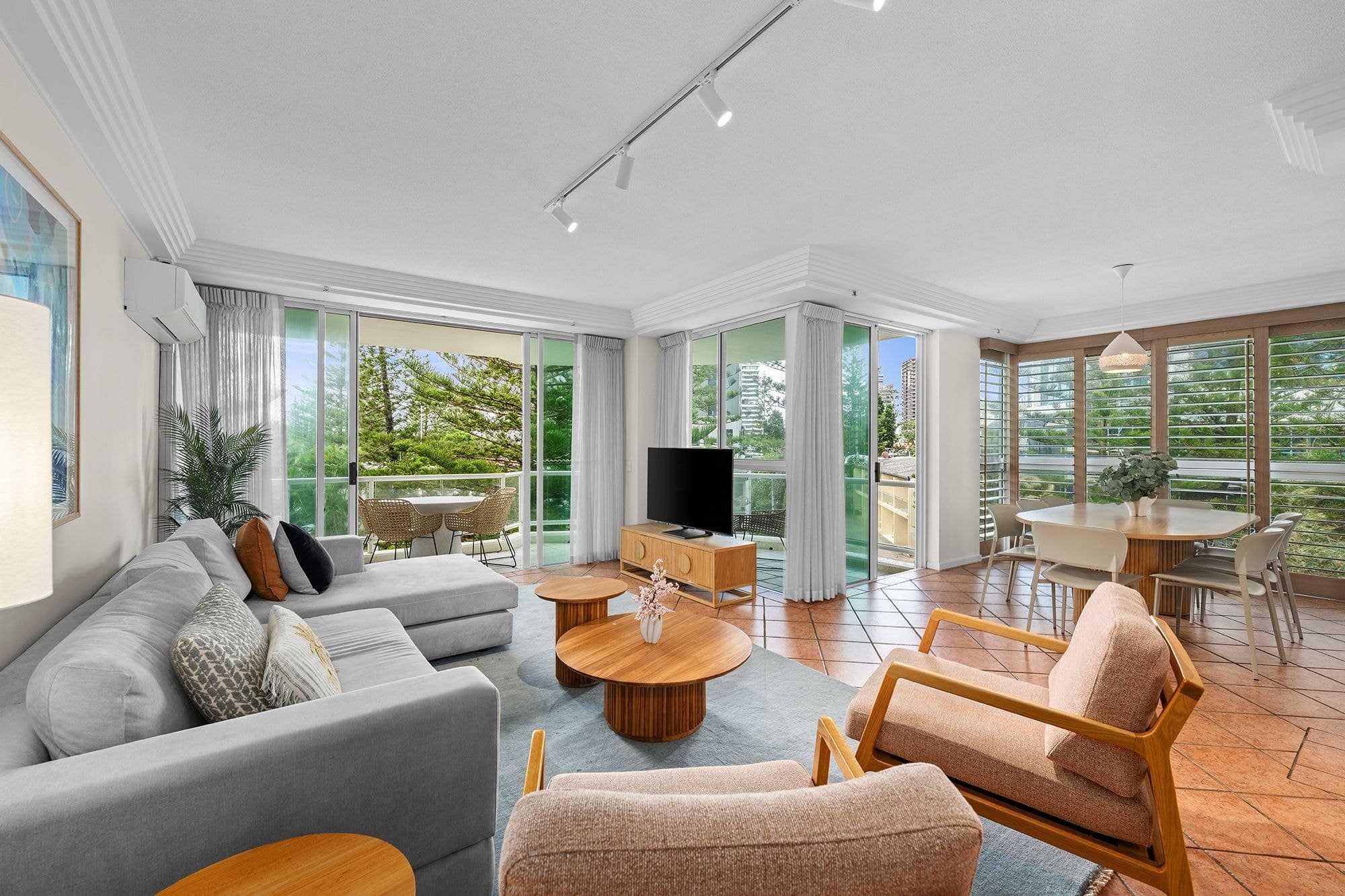 3/177 Old Burleigh Road, Broadbeach QLD 4218, Broadbeach - Thumbnail 2