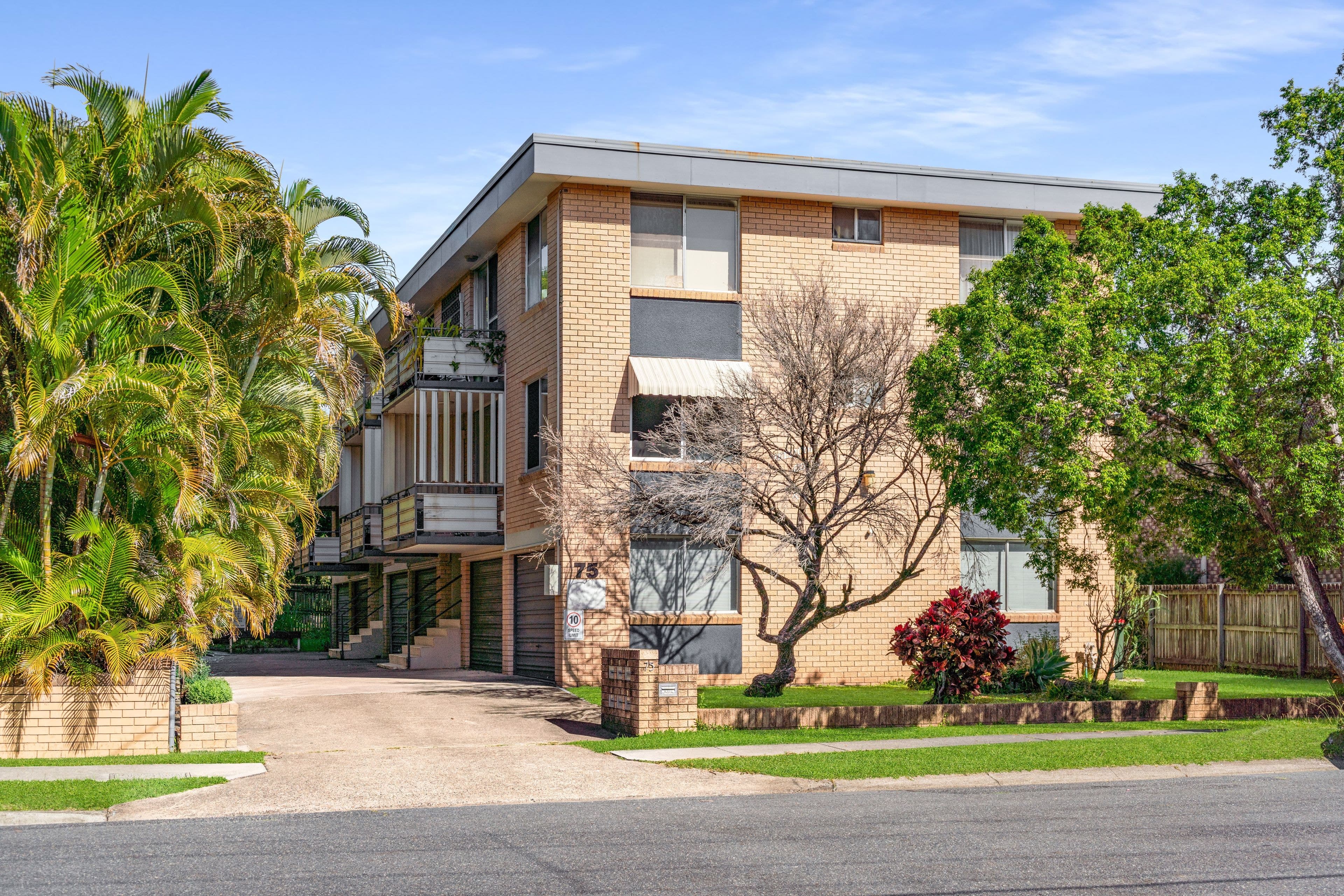 1/75 Jellicoe Street, Coorparoo QLD 4151, Coorparoo - Thumbnail 2