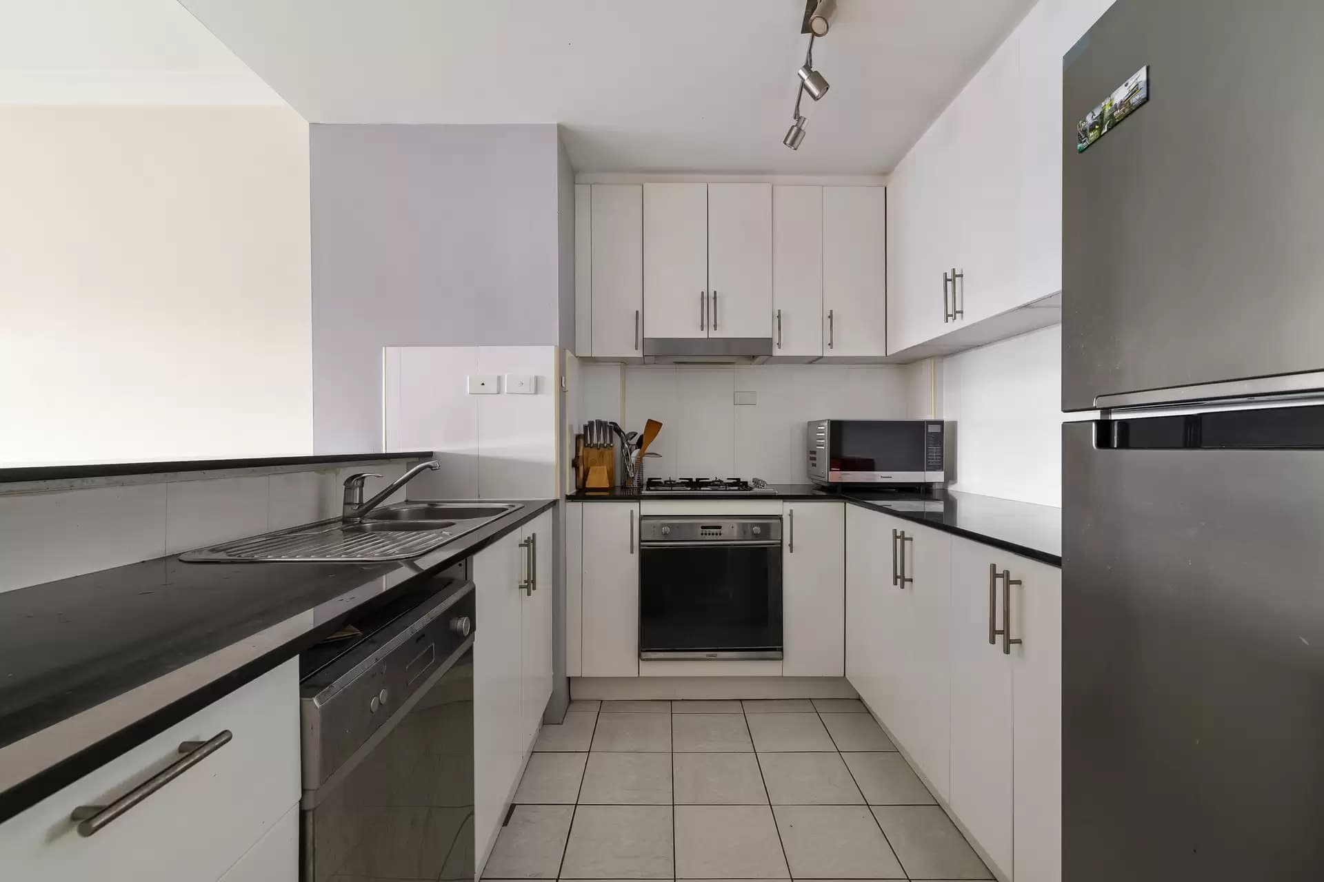 48/159 Princes Highway, St Peters - Thumbnail 2