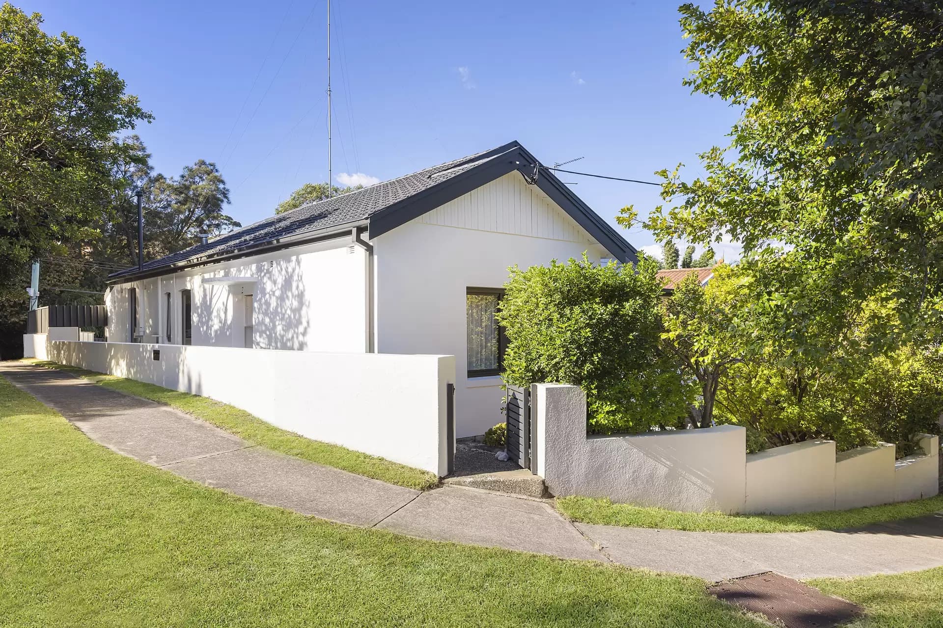 2 Farnham Avenue, Randwick, Randwick - Image 1