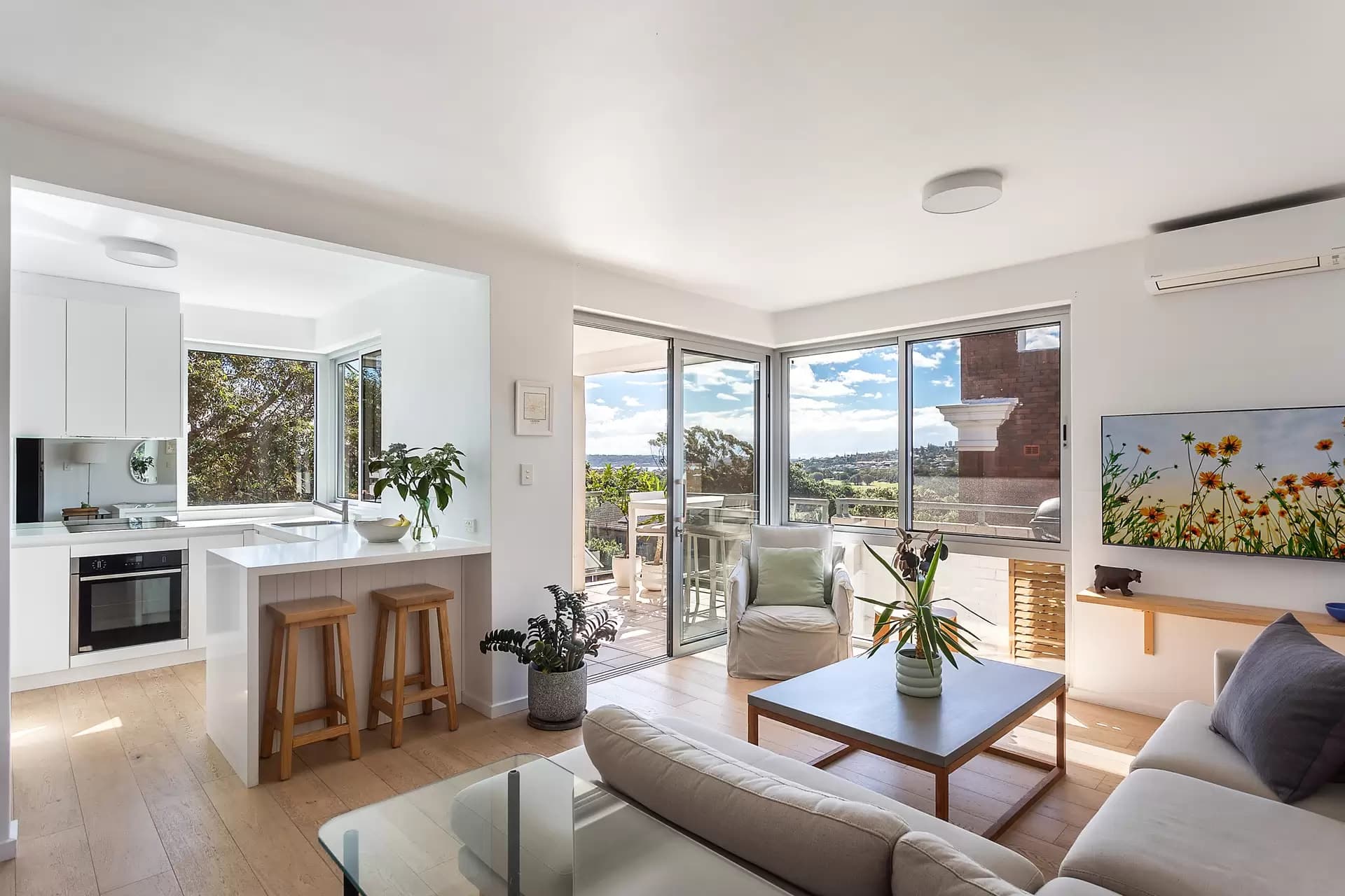 8/28-30 Simpson Street, Bondi Beach, Bondi Beach - Thumbnail 3