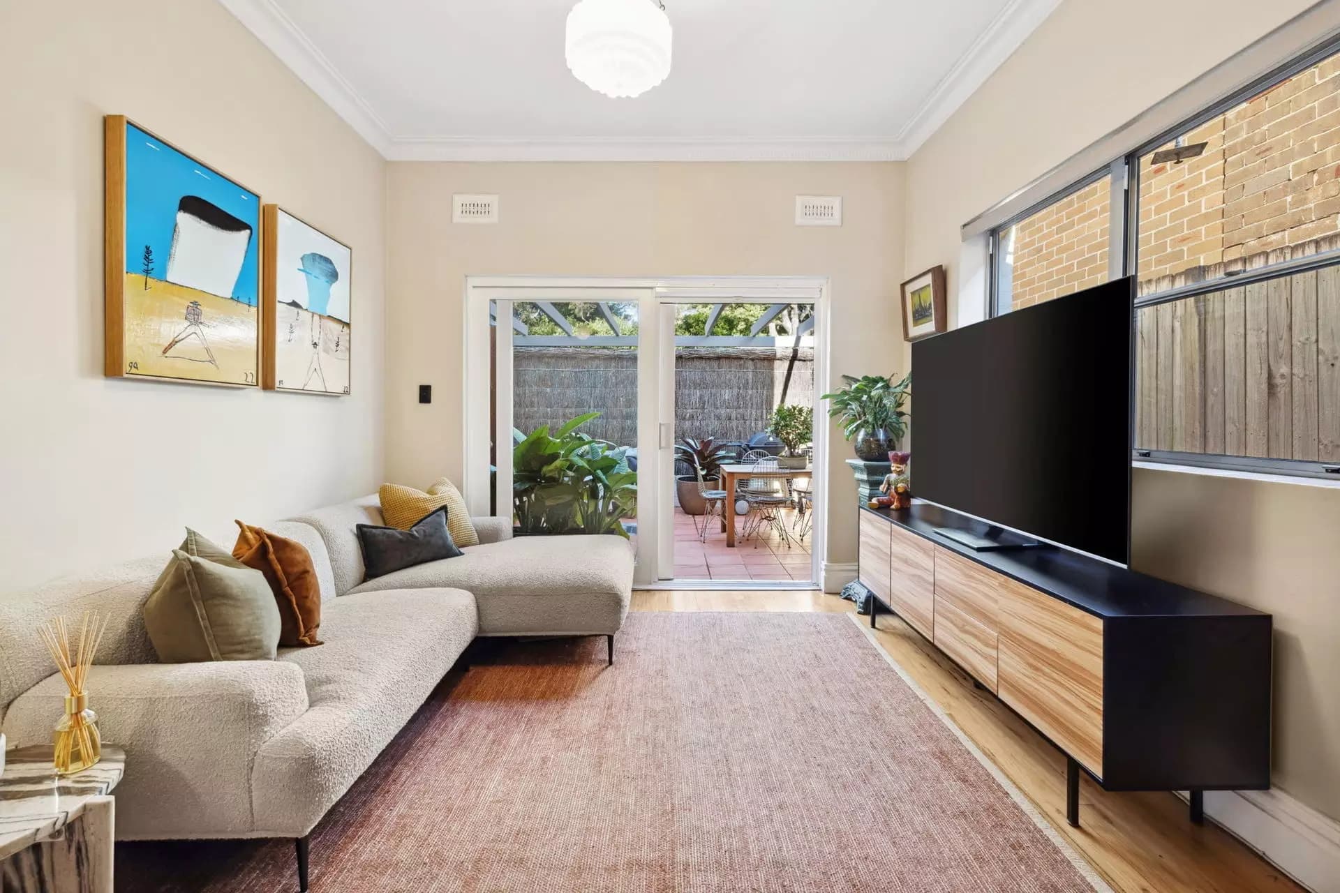 4/8 Kensington Road, Summer Hill - Image 1