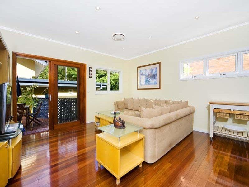 17 Urunga Street, North Balgowlah - Thumbnail 2