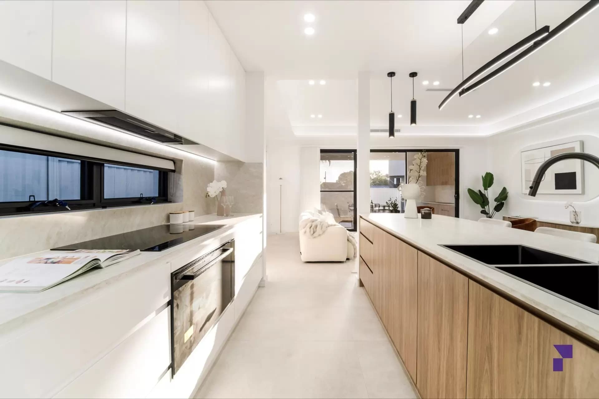 8 Holden Street, Chester Hill - Thumbnail 2
